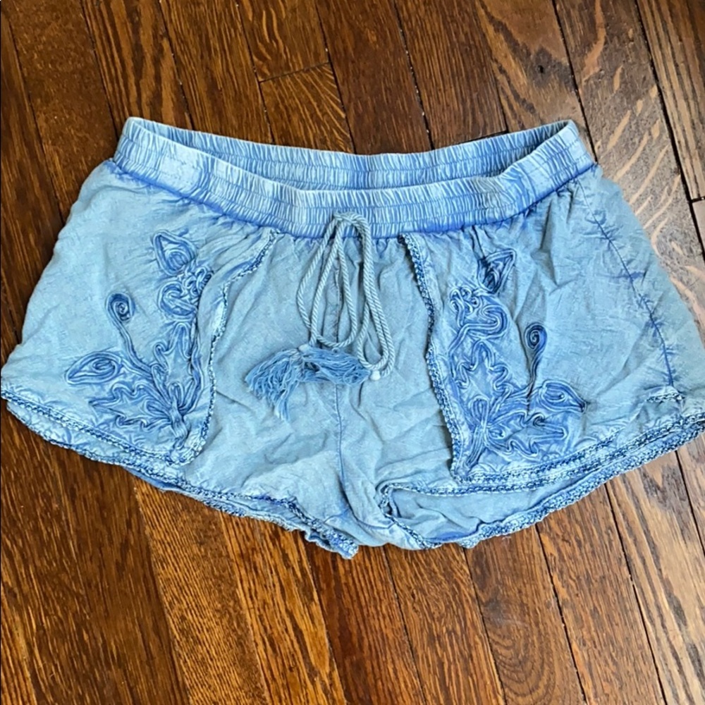 Flowy shorts